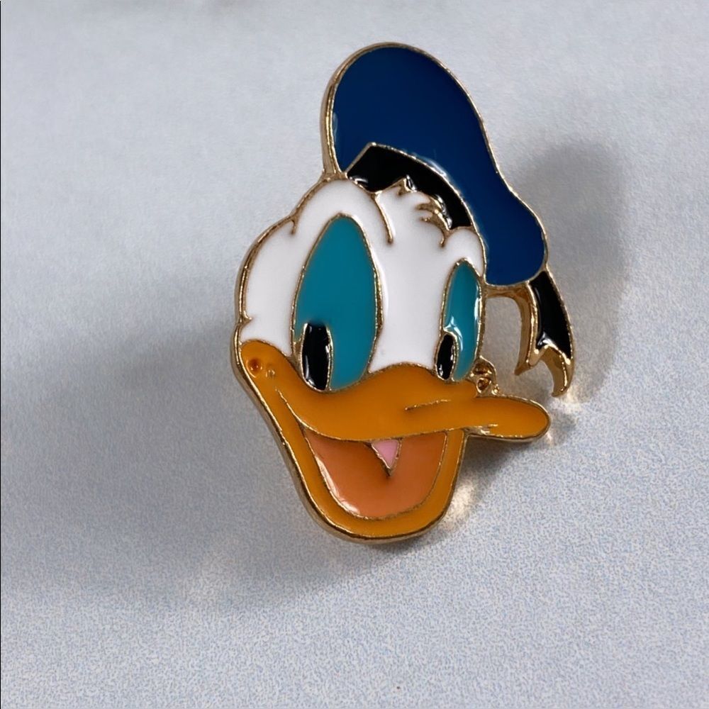 Donald Duck Enamel Pin/Brooch
